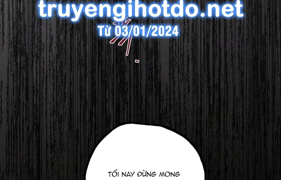 [18+] Chó Sống Trong Khu Vườn Của Hoàng Cung 
