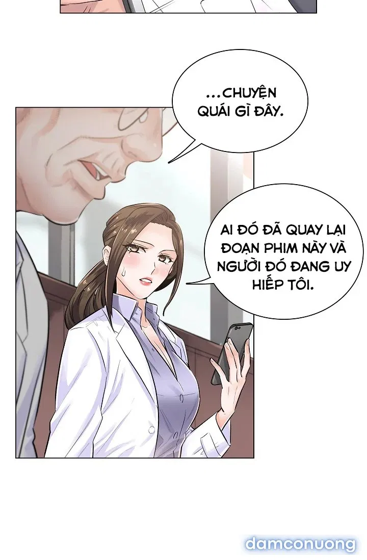 Cô Bác Sĩ Nguy Hiểm 