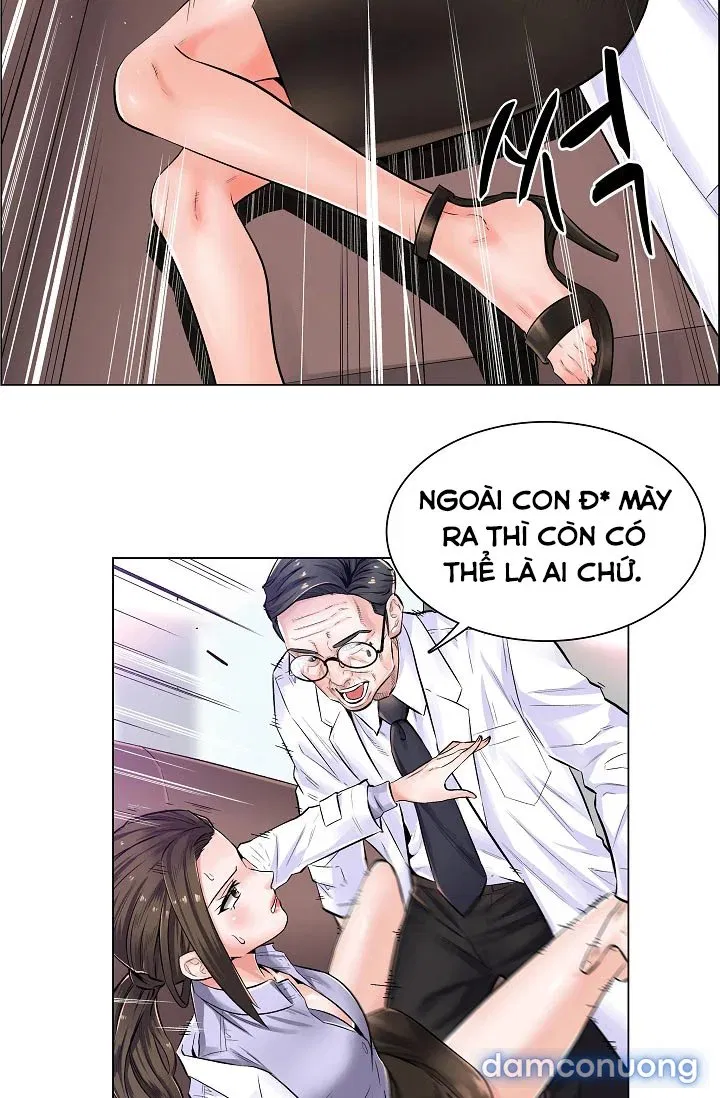 Cô Bác Sĩ Nguy Hiểm 