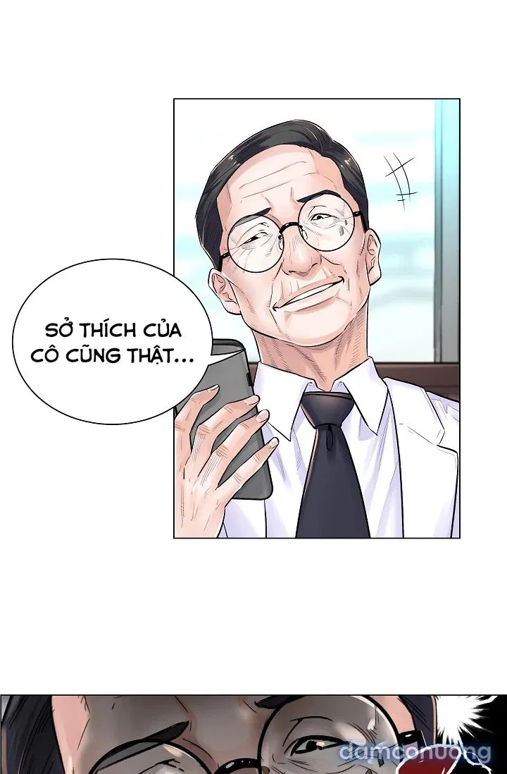 Cô Bác Sĩ Nguy Hiểm 