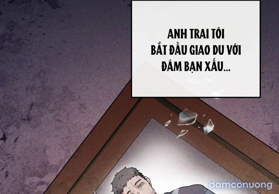 Dưới Gót Chân Ngài 