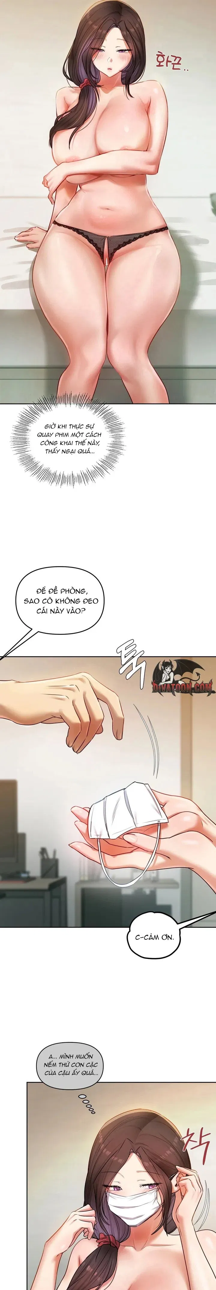 Tài Khoản Mạng Xã Hội Bí Mật Của Giáo Sư 