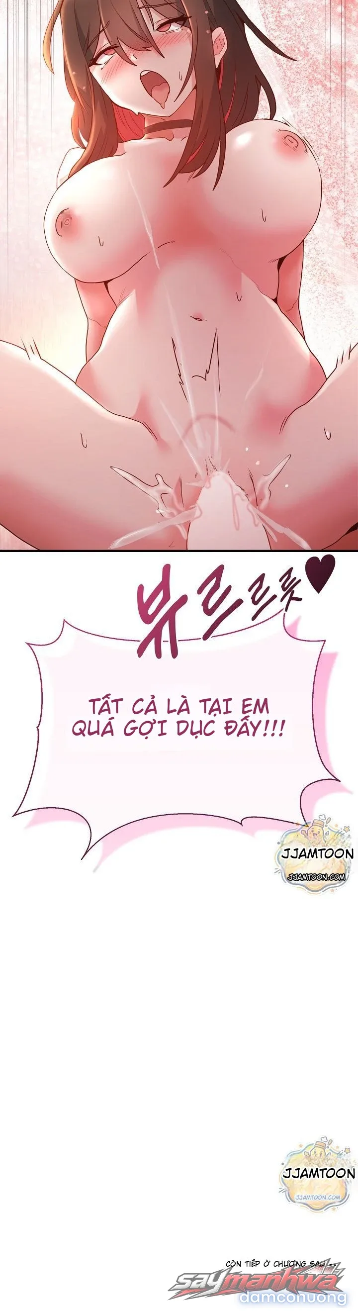 Thư ký dưới bàn làm việc của Anh hùng 