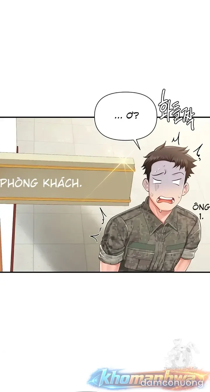 AI Dịch - Tôi là nam quân nhân duy nhất trong đơn vị 