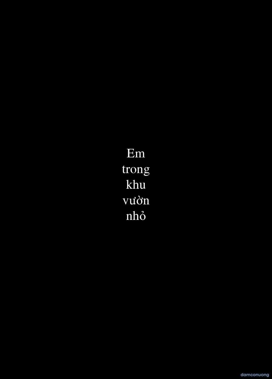 Em trong khu vườn nhỏ 
